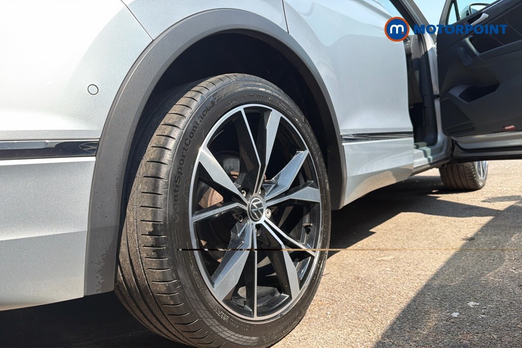 Volkswagen Tiguan Active Grey #23