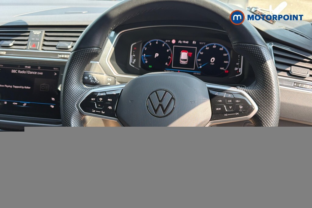 Volkswagen Tiguan Active Grey #9