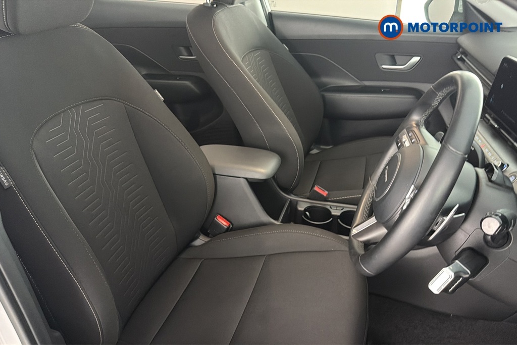 Hyundai Kona Advance Black #22