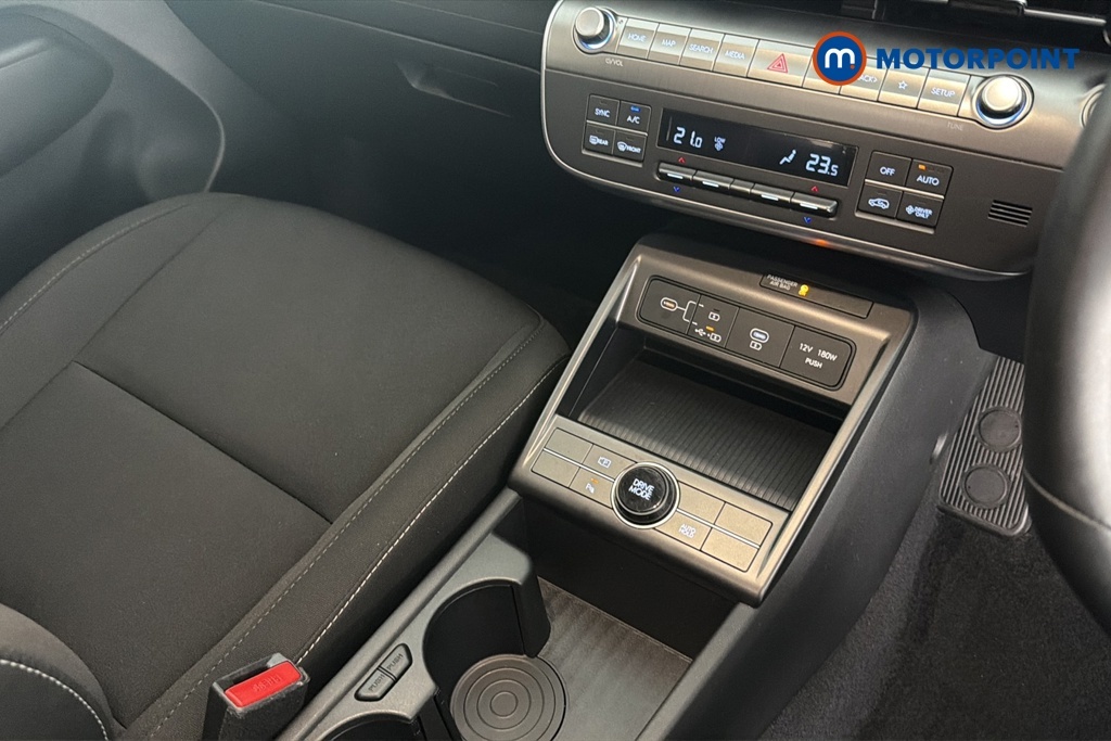 Hyundai Kona Advance Black #18