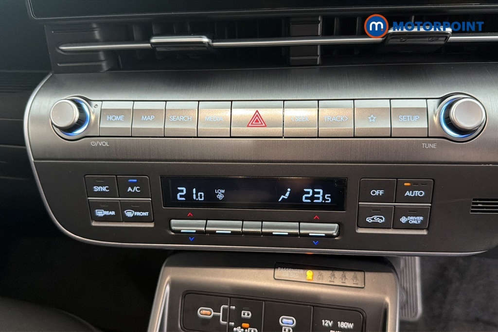 Hyundai Kona Advance Black #16