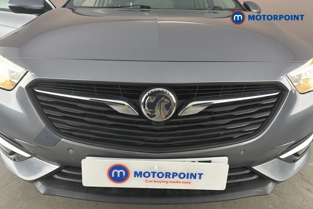 Vauxhall Insignia Gransport Tech Red #35