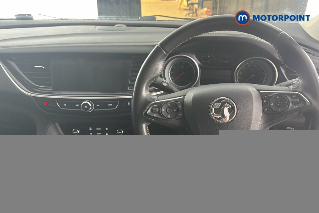 Vauxhall Insignia Gransport Tech Red #9