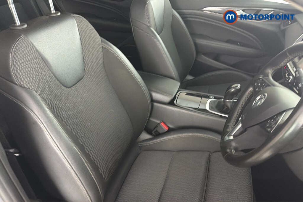 Vauxhall Insignia Gransport Tech Red #22