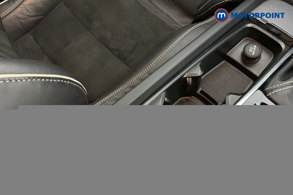 Volvo XC60 2.0 D4 R Design Grey #19