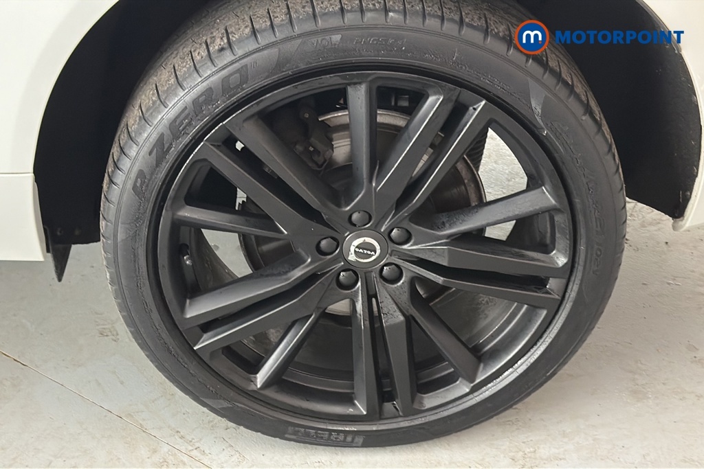 Volvo XC60 2.0 D4 R Design Grey #32