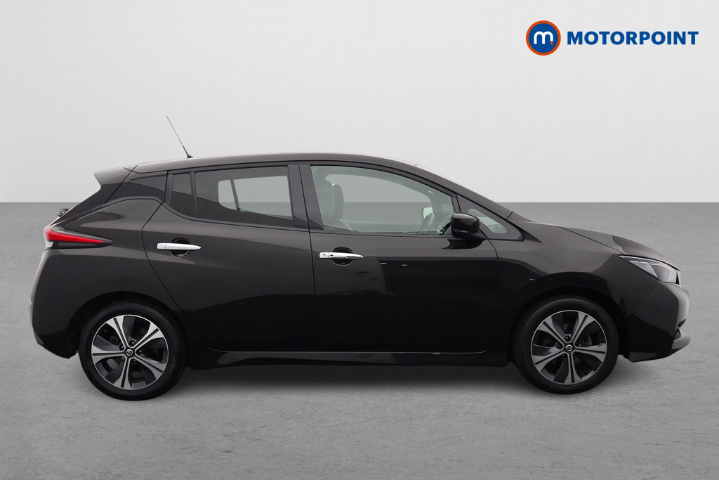 Nissan Leaf E 110Kw N-connecta 40Kwh Hatchback Grey #7
