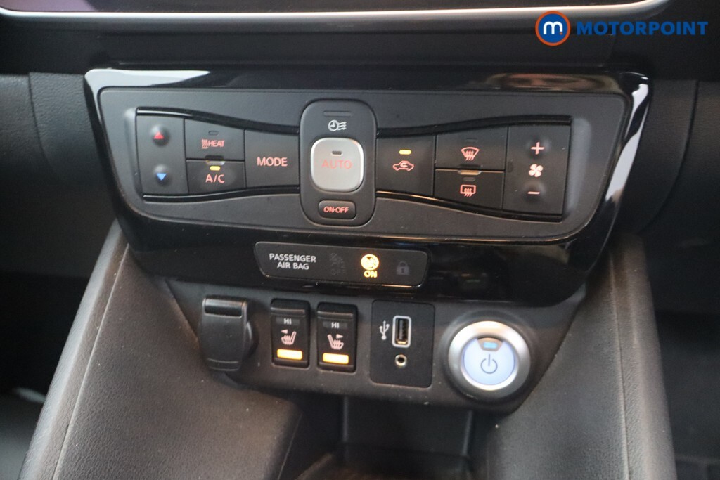 Nissan Leaf E 110Kw N-connecta 40Kwh Hatchback Grey #10