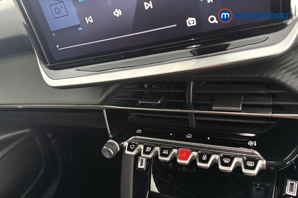 Peugeot 2008 1.2 Puretech Active Grey #13