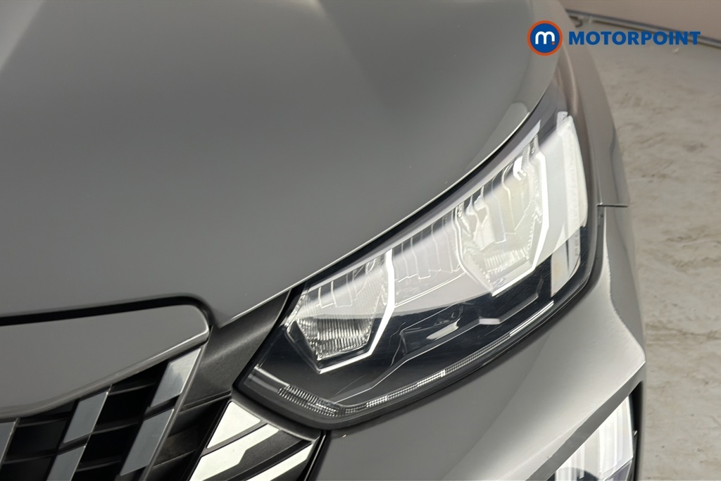 Peugeot 2008 1.2 Puretech Active Grey #23