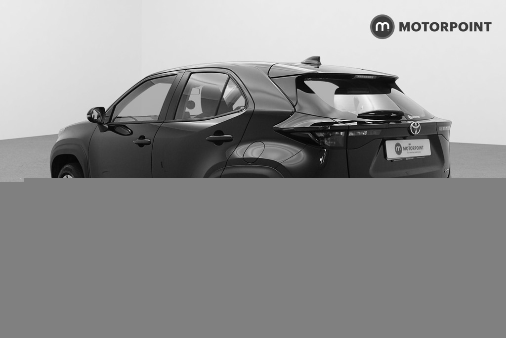 Toyota Yaris Cross 1.5 Hybrid Icon Cvt FH74LOJ Black #4
