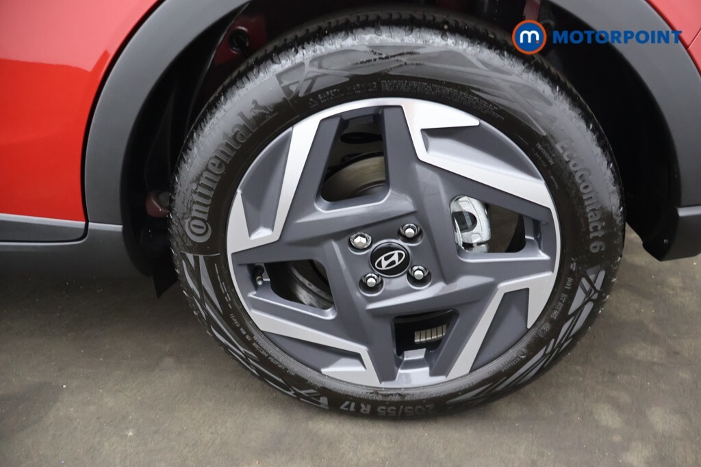 Hyundai Bayon Premium White #23