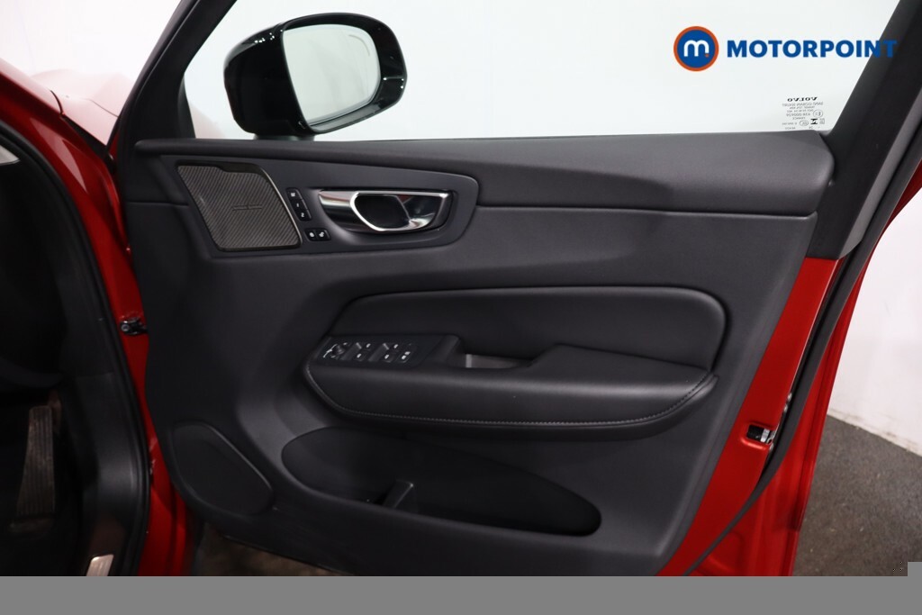 Volvo XC60 Xc60 Core B5 Mhev Awd Black #24