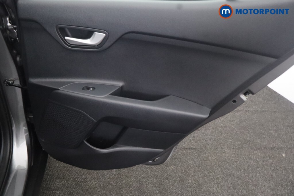 Kia Stonic 1.0T Gdi 98 2 #28