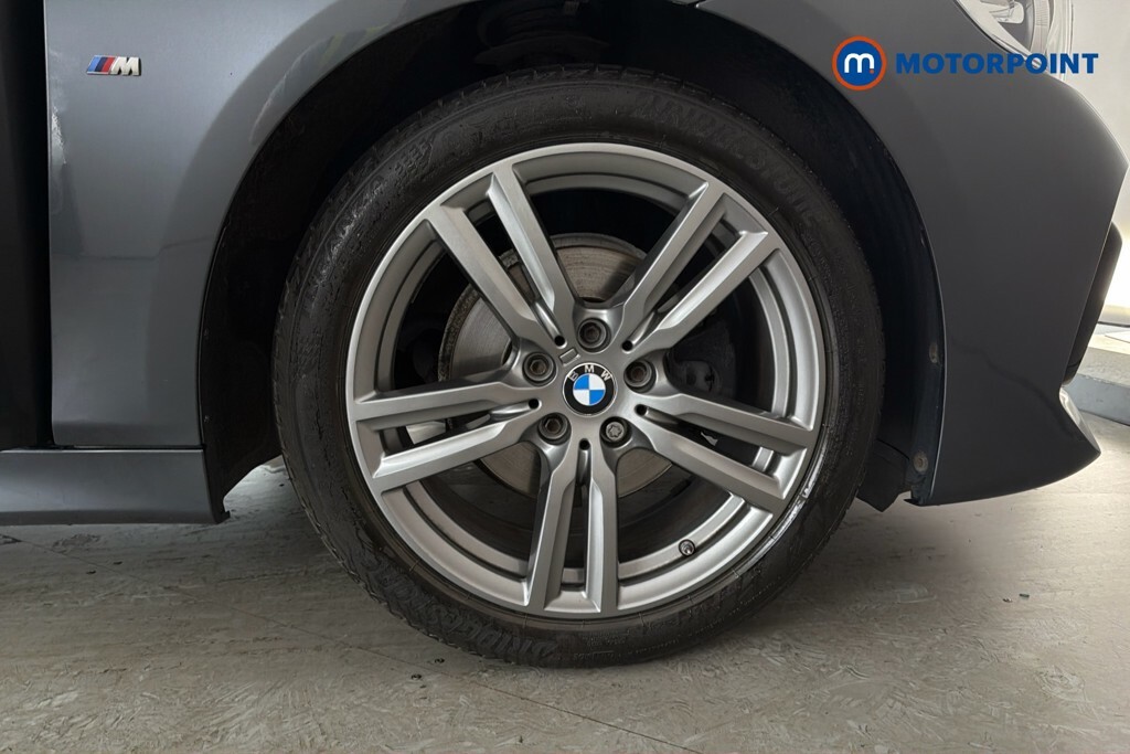 BMW 2 Series 220D Xdrive Luxury Step Black #32