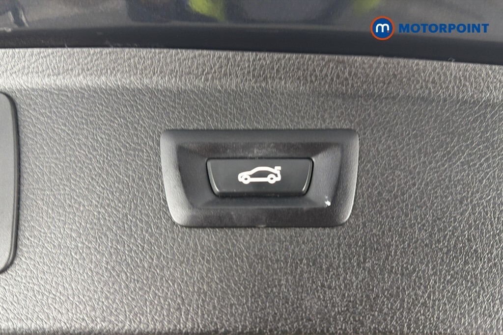 BMW 2 Series 220D Xdrive Luxury Step Black #23