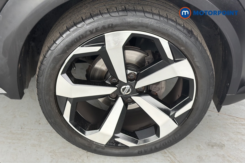 Nissan Juke N-connecta Grey #30