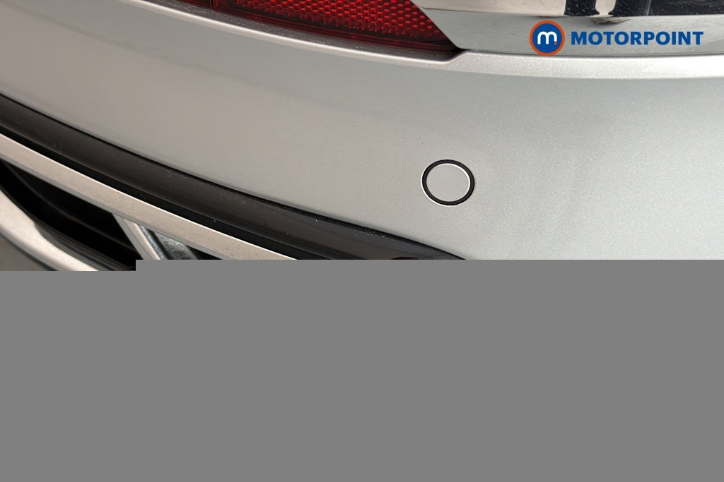 Volkswagen Tiguan Active White #28