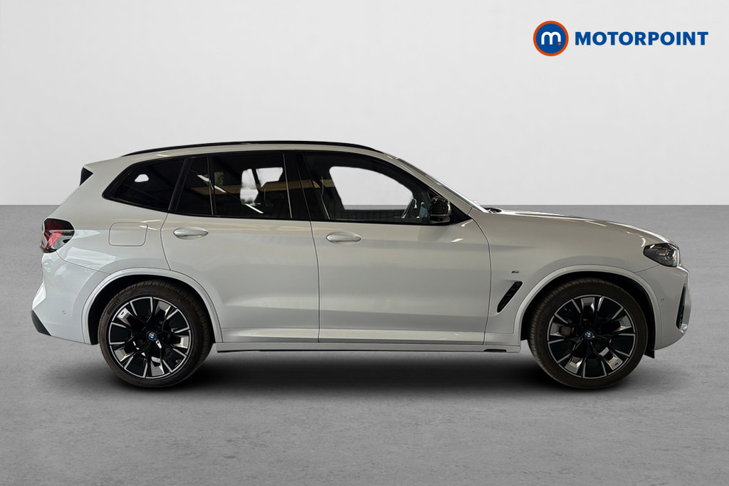 BMW iX3 210Kw M Sport Pro 80Kwh White #4