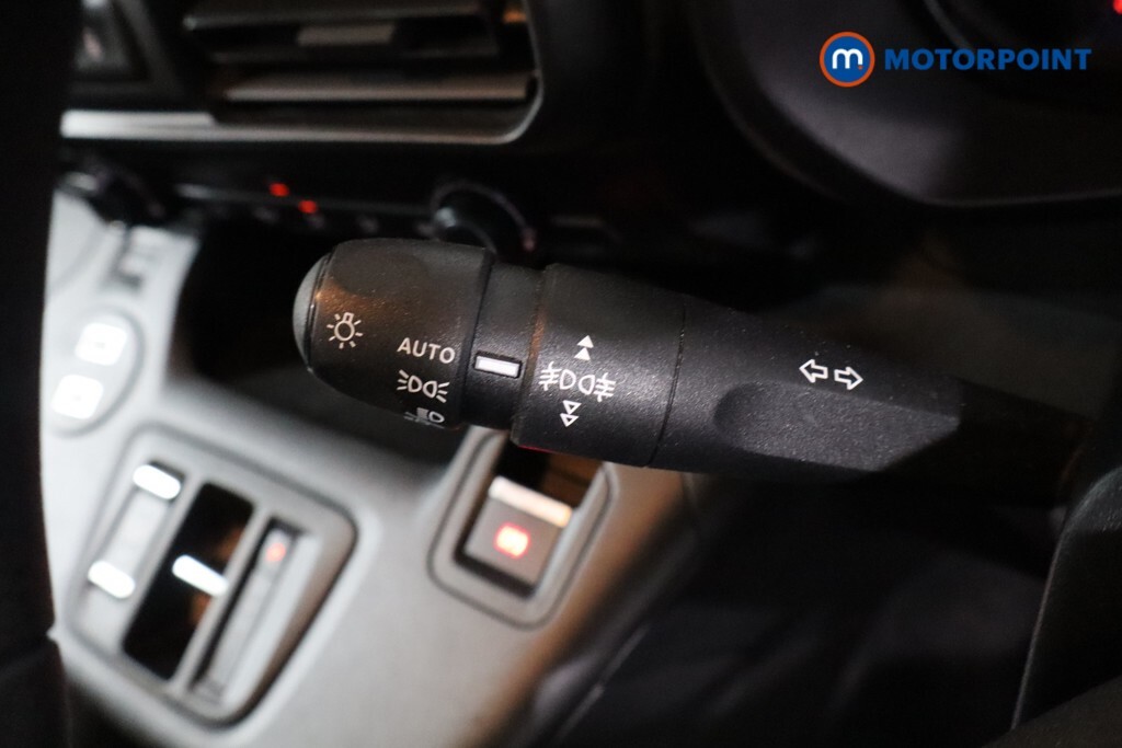 Vauxhall Combo-e Life 52Kwh Design Xl Mpv Blue #20