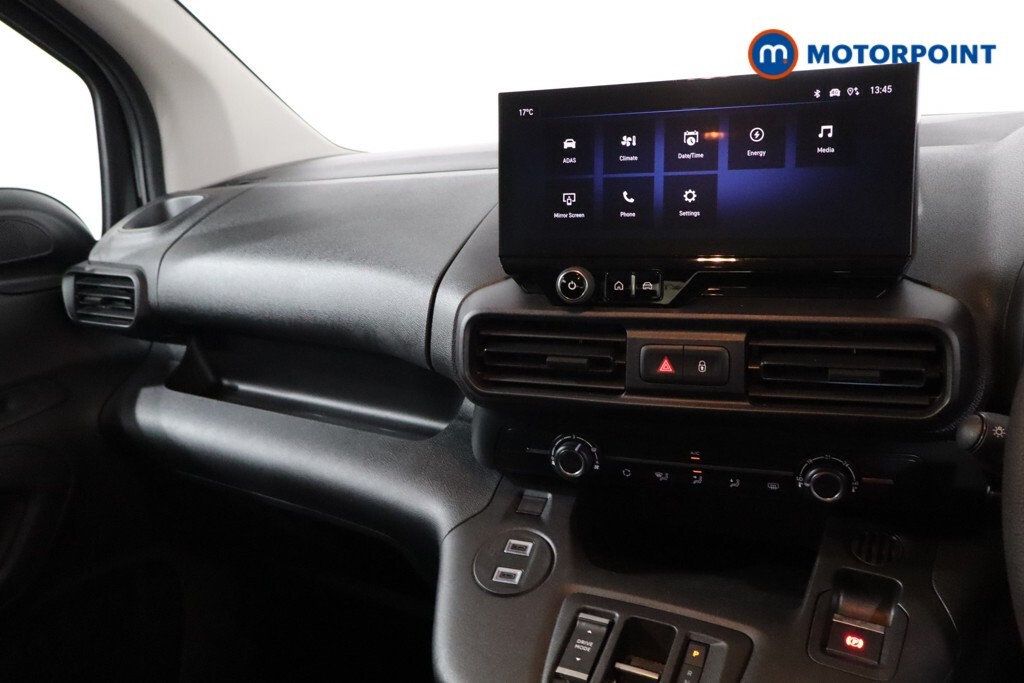 Vauxhall Combo-e Life 52Kwh Design Xl Mpv Blue #9