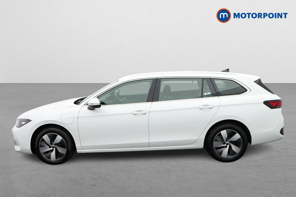 Volkswagen Passat 1.5 Tsi Ehybrid Life Dsg White #3