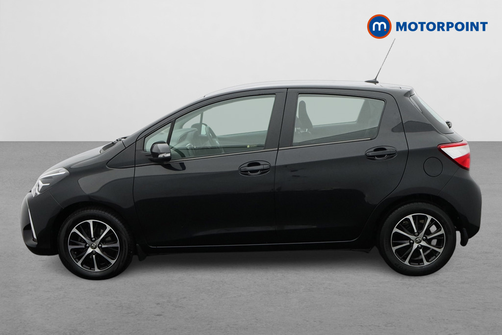 Toyota Yaris 1.5 Vvt-i Icon Tech Cvt Black #4