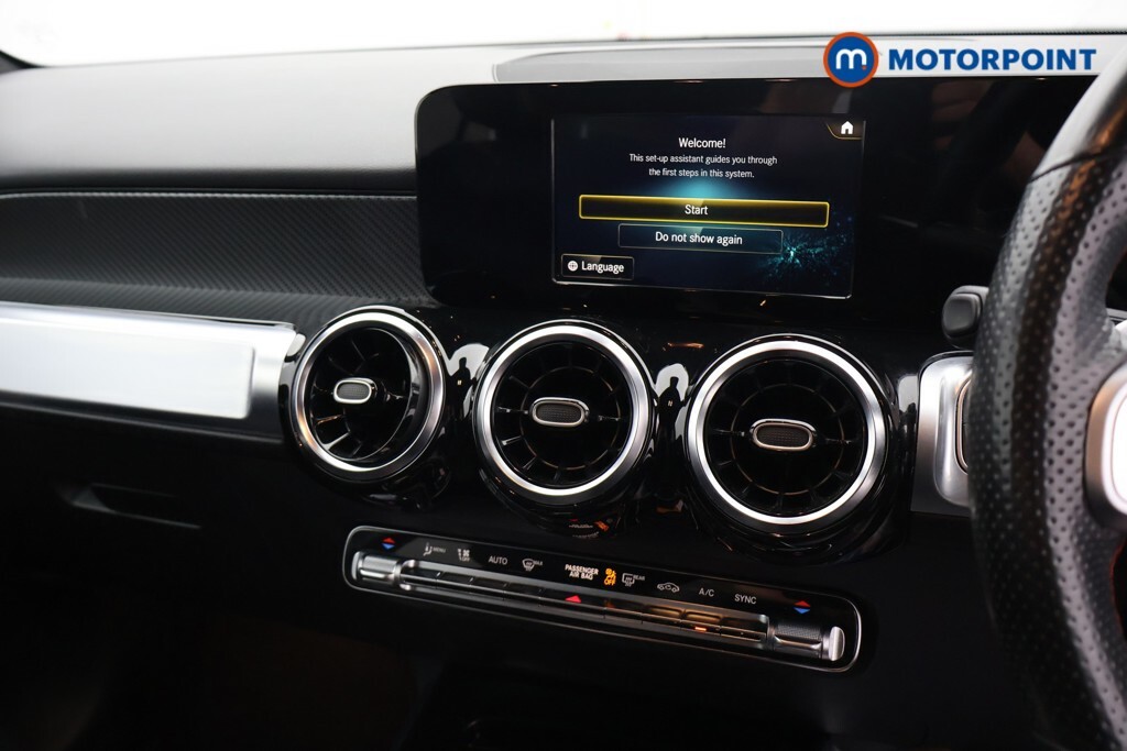 Mercedes-Benz GLB Class Glb 200 Amg Line White #15