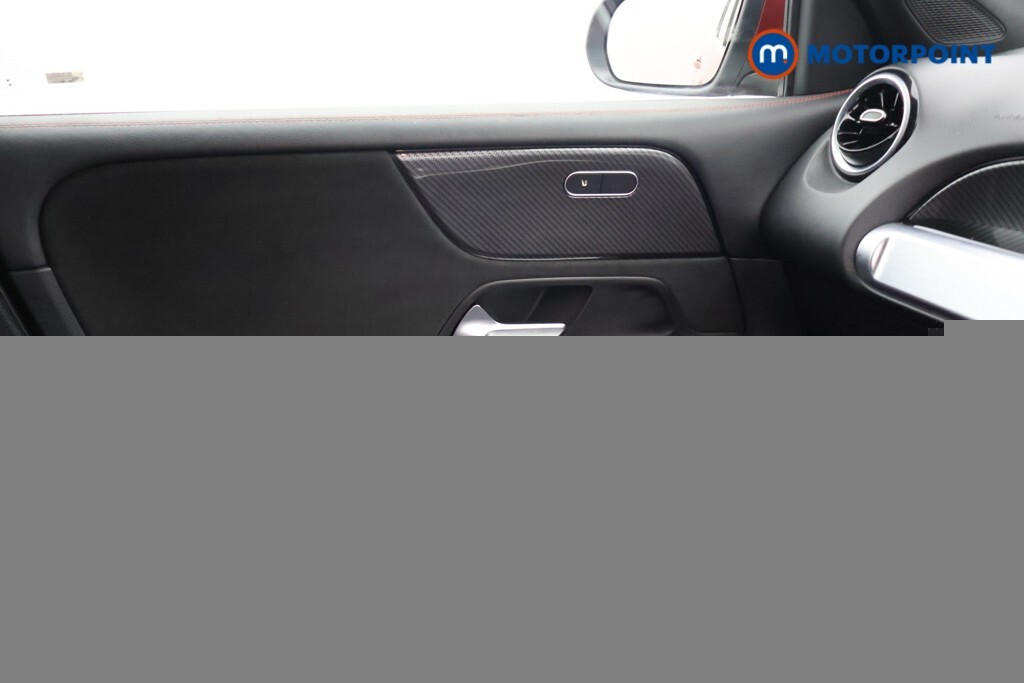 Mercedes-Benz GLB Class Glb 200 Amg Line White #16