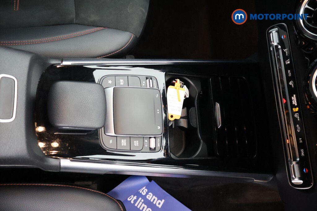 Mercedes-Benz GLB Class Glb 200 Amg Line White #18