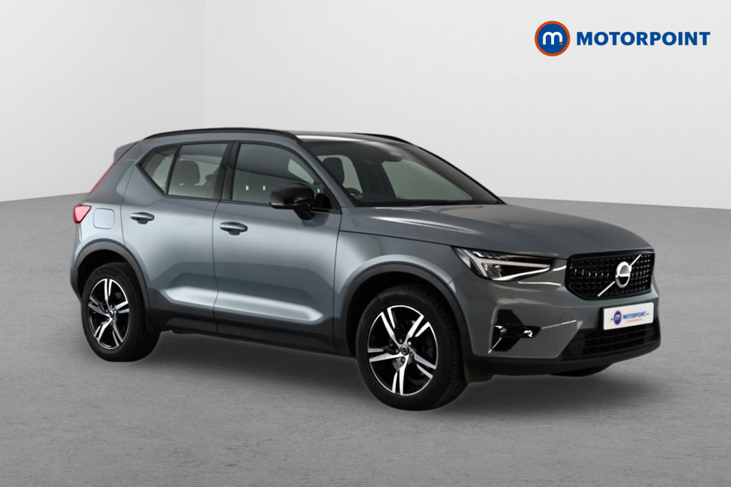 Volvo XC40 2.0 B3p Plus Dark YP72KUD Grey