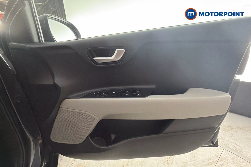 Kia Stonic 1.0T Gdi 3 White #15