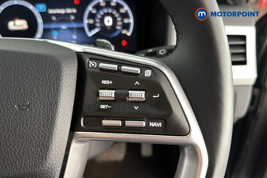 SsangYong Rexton Diesel White #11
