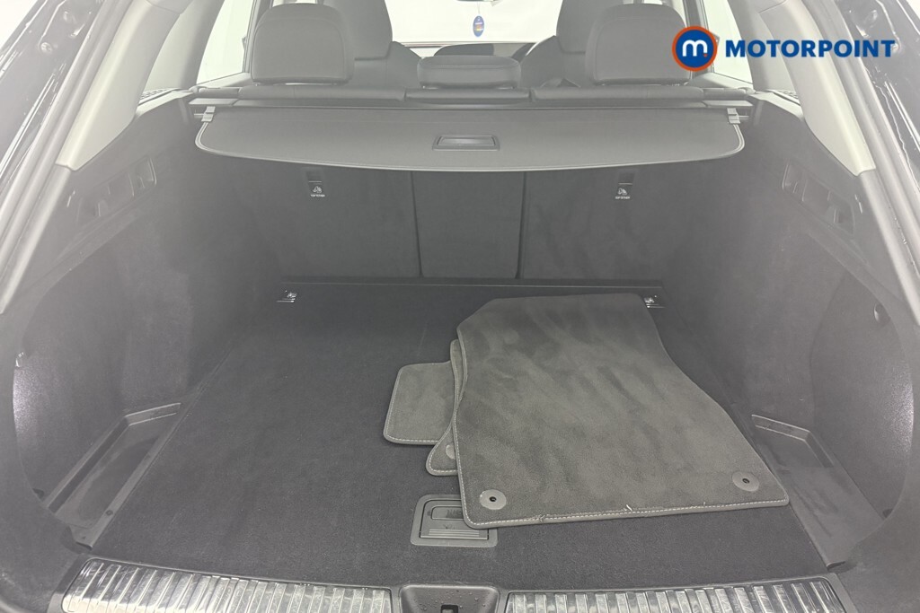 Audi Q5 2.0 Tdi Quattro Launch Edition S Tronic Black #14