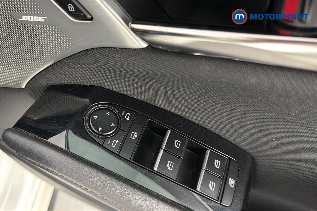 Mazda 3 2.5 E-skyactiv G Mhev 140 Homura White #24