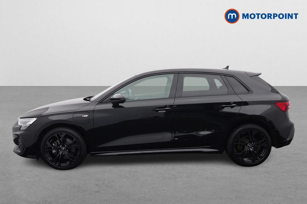 Audi A3 40 Tfsi E Black Edition S Tronic YB25KWY Black #4