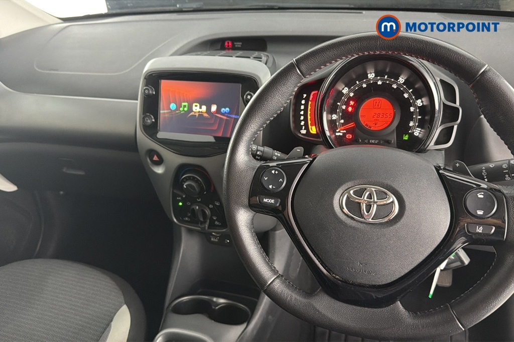 Toyota Aygo Hatchback Blue #8