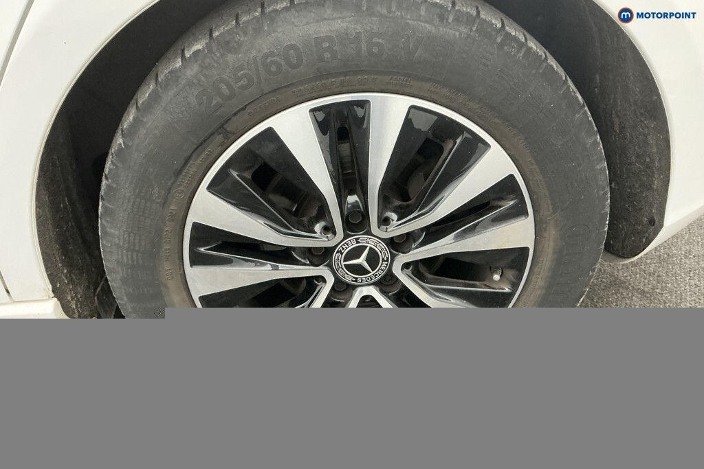 Mercedes-Benz A Class A200d Amg Line Premium Plus Edition Silver #37