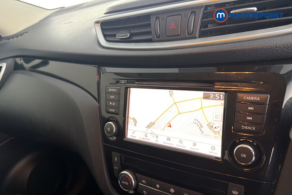 Nissan Qashqai 1.3L Acenta Premium Dig-t  #15