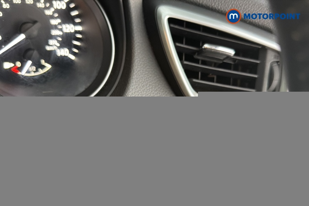 Nissan Qashqai 1.3L Acenta Premium Dig-t  #12