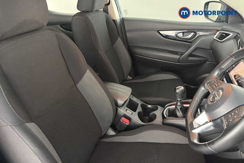 Nissan Qashqai 1.3L Acenta Premium Dig-t  #21