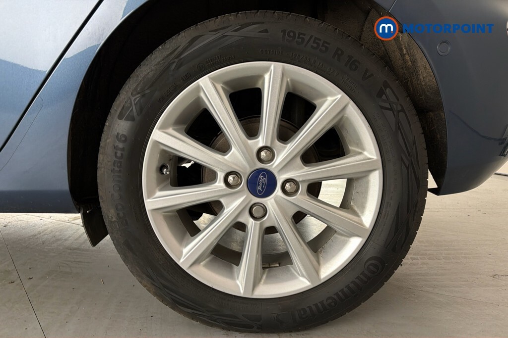 Ford Fiesta 1L Trend White #31