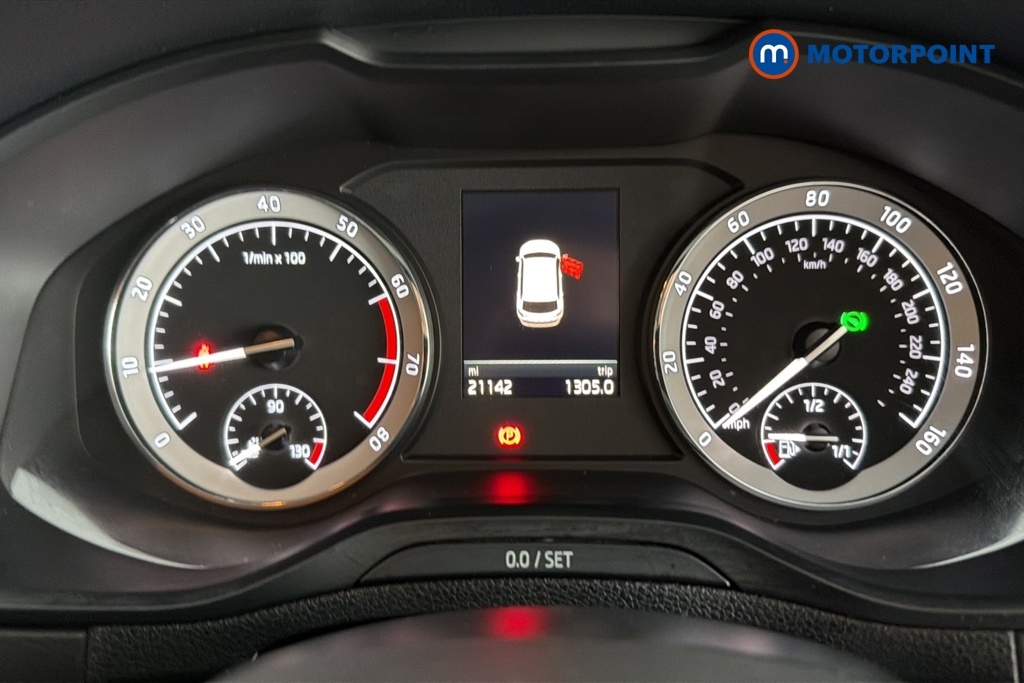 Skoda Karoq Suv Grey #15