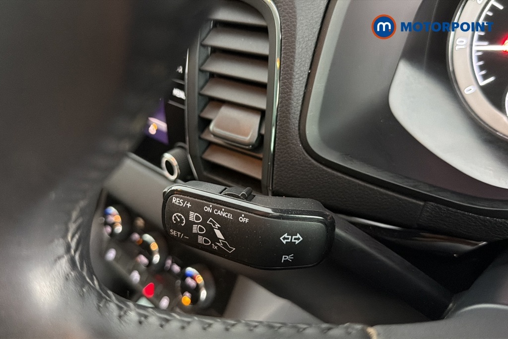 Skoda Karoq Suv Grey #13