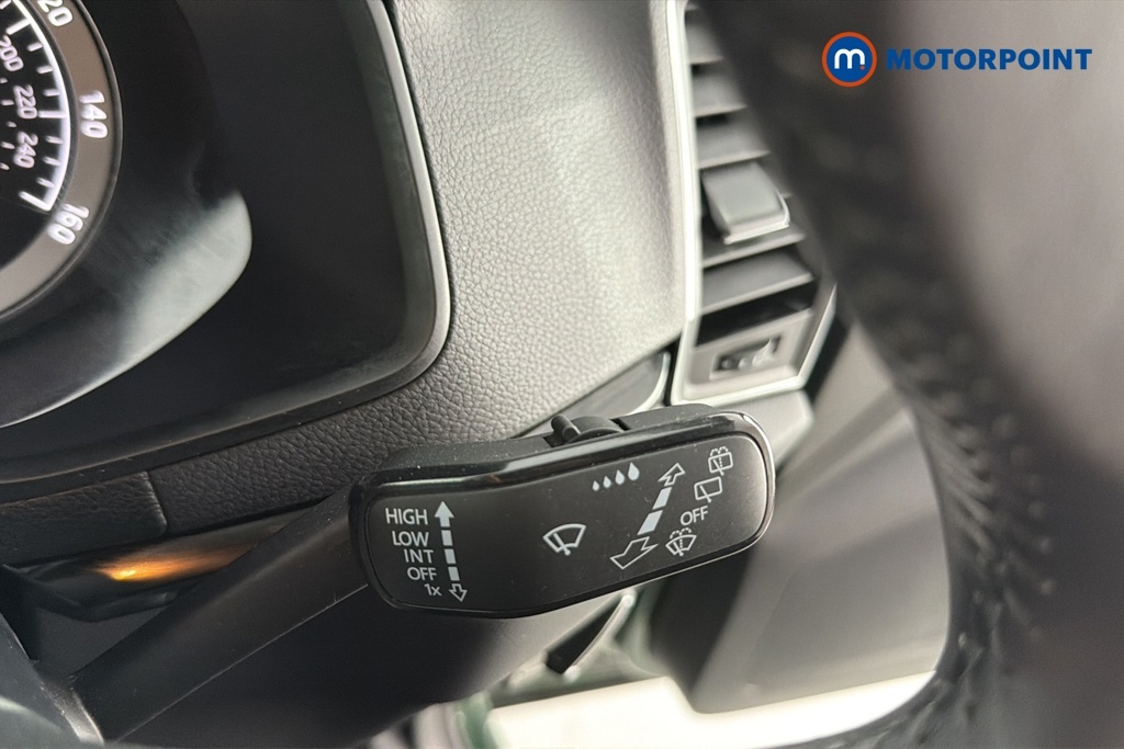 Skoda Karoq Suv Grey #14