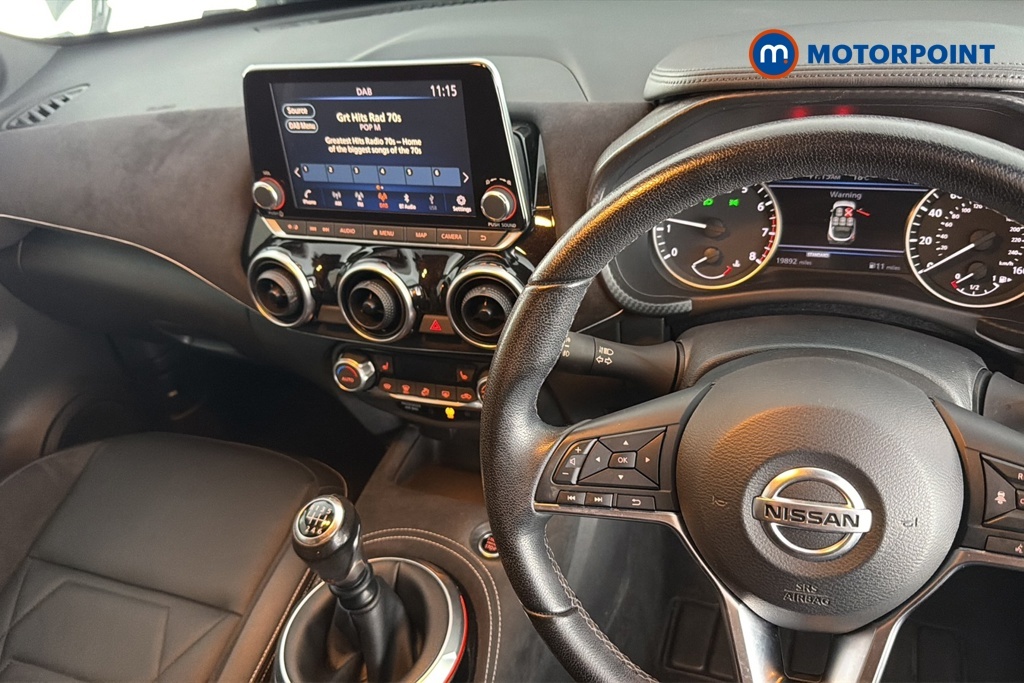 Nissan Juke 1.0 Dig-t N-connecta Hatchback Red #9