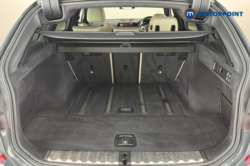BMW 3 Series 330E M Sport Blue #28