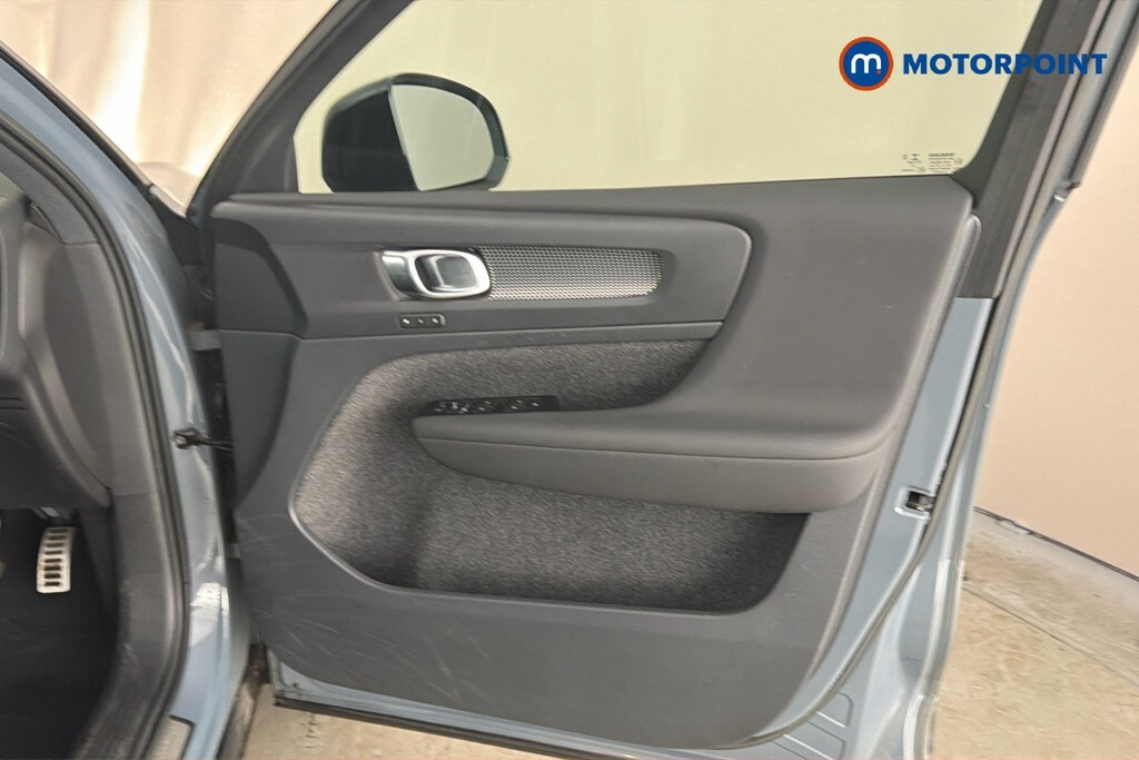 Volvo XC40 T4 Recharge Phev R Design Black #22