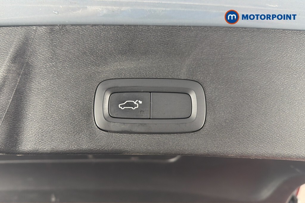 Volvo XC40 T4 Recharge Phev R Design Black #33