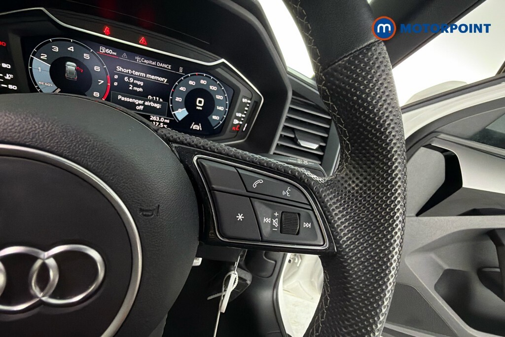 Audi A1 Audi A1 Sportback 25 Tfsi Black Edition Grey #12